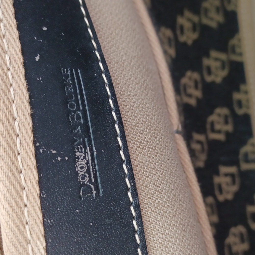 Dooney & Bourke Large Tassel Top Zip NWOT - Picture 13 of 13
